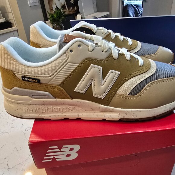 New Balance Classics Traditionnels 997H Beige White CM997HZZ CORDURA Mens 10 NEW - Picture 5 of 12